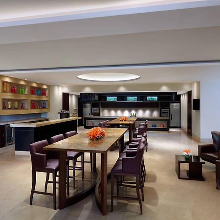 Jw Marriott Hotel Bengaluru Buitenkant foto