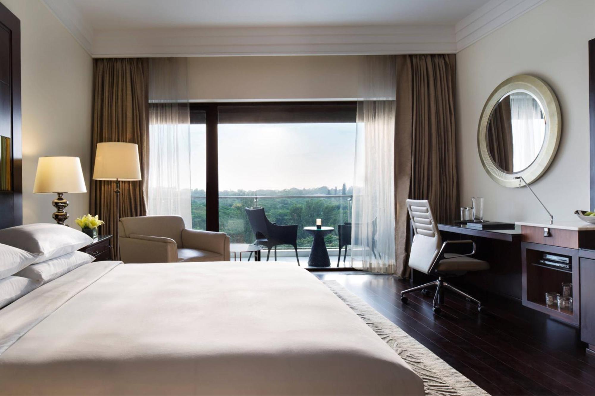 Jw Marriott Hotel Bengaluru Buitenkant foto